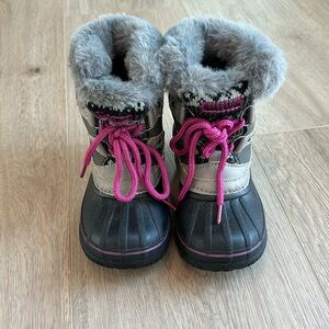 Winter boots
